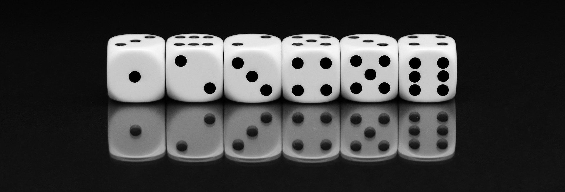 dice-g7680c497f_1920