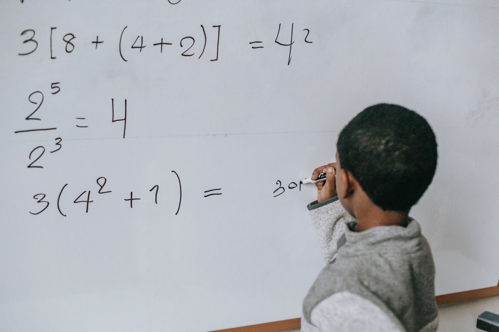 10 a la potencia de 0: Regla del exponente cero y la potencia de cero explicadas