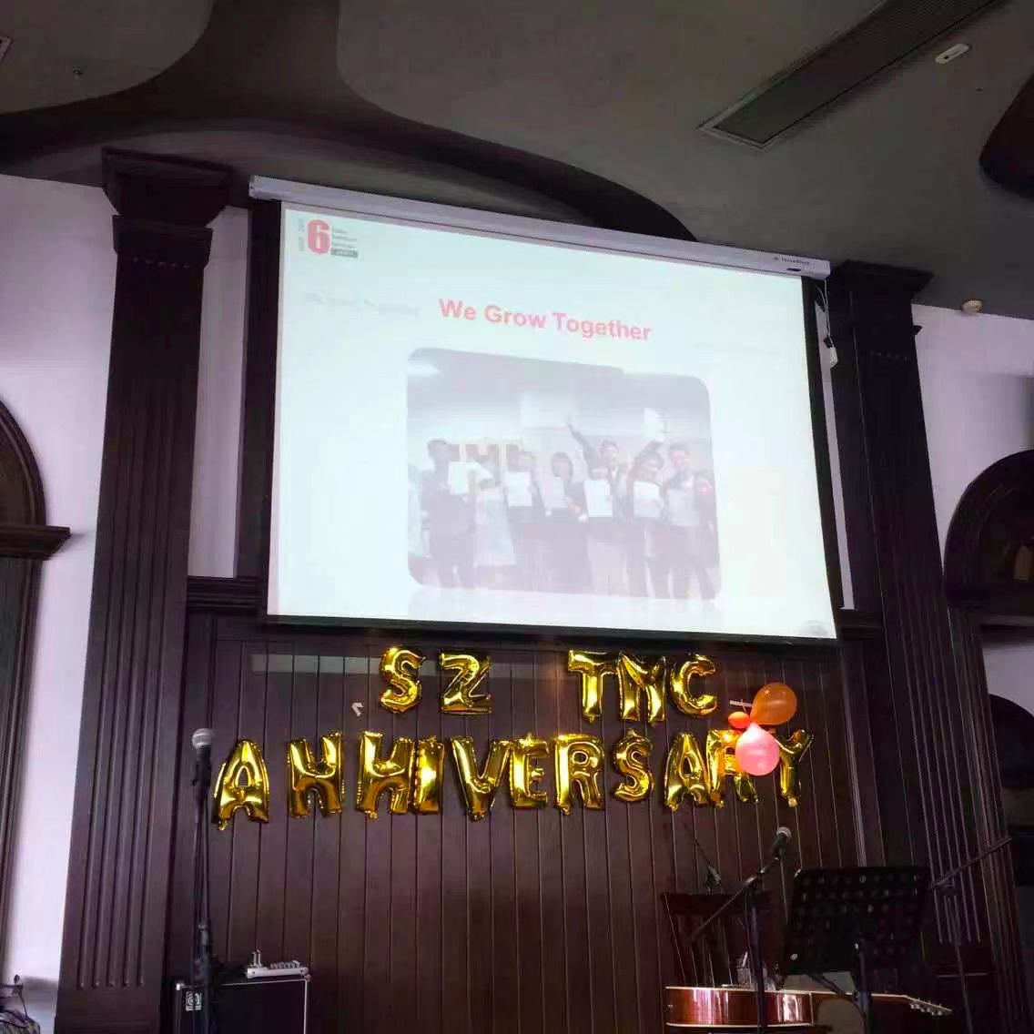 Photo of the stage at the 6th anniversary Suzhou Toastmasters Club celebration