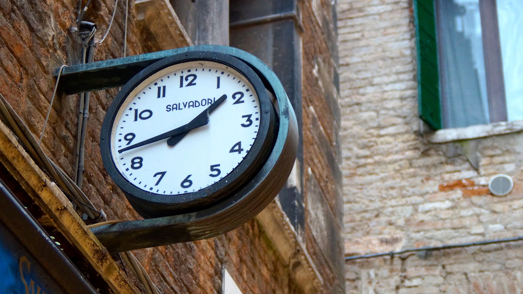 How to Handle Timezones and Synchronize Your Software with International Customers